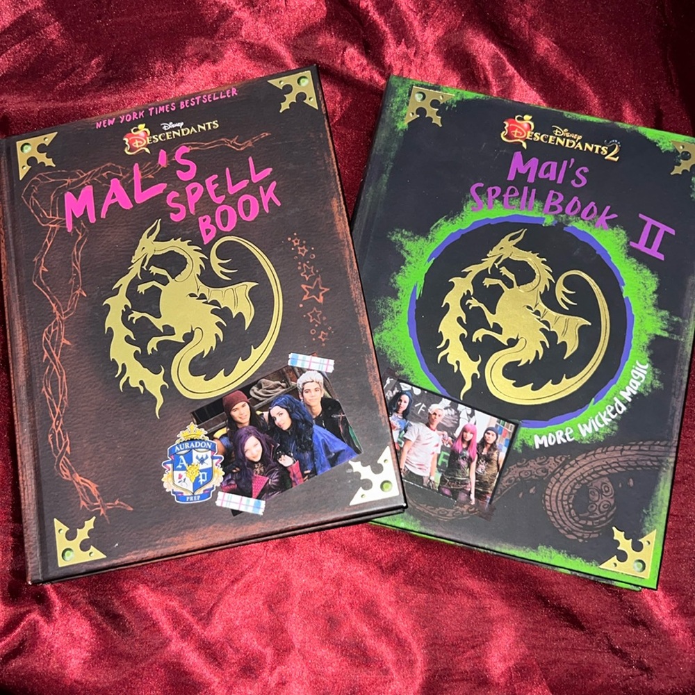 “Mals Spell Book” Set of 2